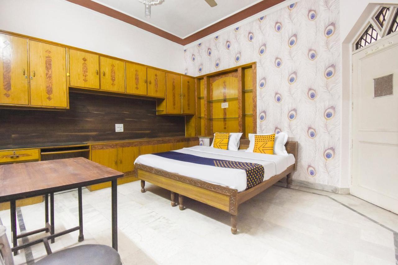 Spot On 70295 Sky Inn Jalandhar Exterior foto